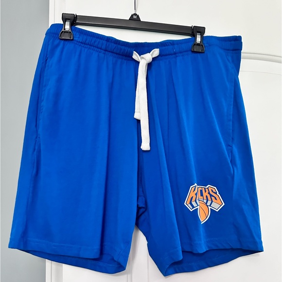NBA Knicks Shorts - Picture 1 of 7